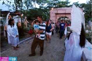 Capitalinos de desbordan en el primer día de apertura de Ciudad Belén