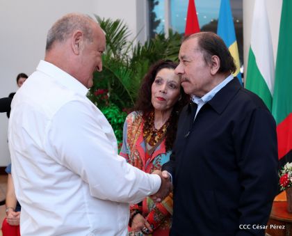 Presentación de Cartas Credenciales de 13 embajadores de países hermanos