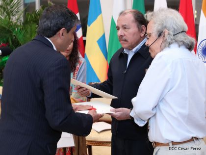 Presentación de Cartas Credenciales de 13 embajadores de países hermanos