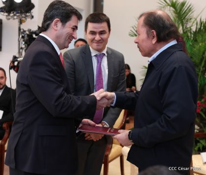 Presentación de Cartas Credenciales de 13 embajadores de países hermanos