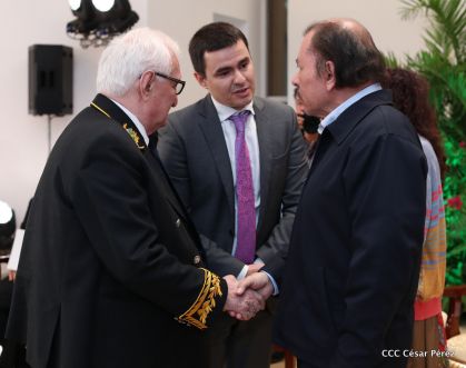 Presentación de Cartas Credenciales de 13 embajadores de países hermanos