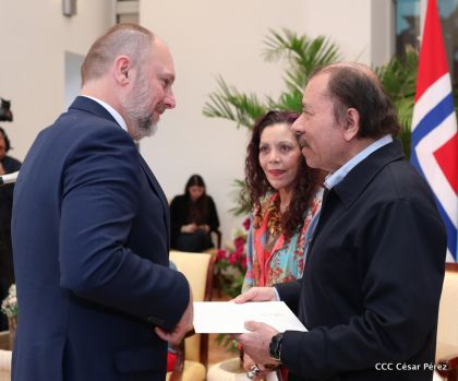 Presentación de Cartas Credenciales de 13 embajadores de países hermanos