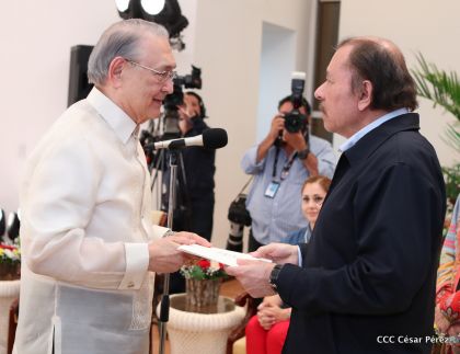 Presentación de Cartas Credenciales de 13 embajadores de países hermanos
