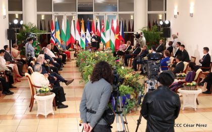 Presentación de Cartas Credenciales de 13 embajadores de países hermanos