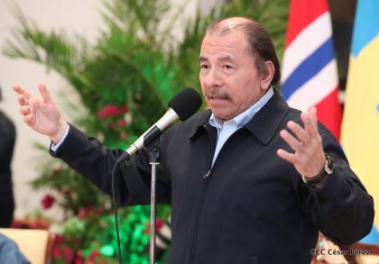 Presentación de Cartas Credenciales de 13 embajadores de países hermanos