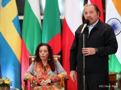 Presentación de Cartas Credenciales de 13 embajadores de países hermanos