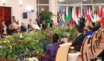 Presentación de Cartas Credenciales de 13 embajadores de países hermanos