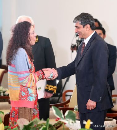 Presentación de Cartas Credenciales de 13 embajadores de países hermanos