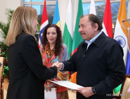 Presentación de Cartas Credenciales de 13 embajadores de países hermanos