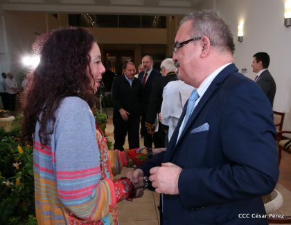 Presentación de Cartas Credenciales de 13 embajadores de países hermanos