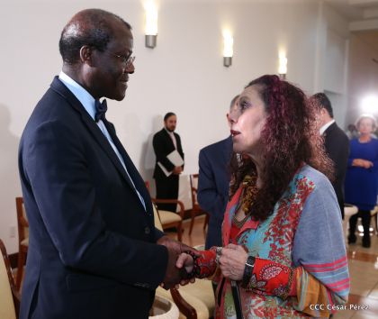 Presentación de Cartas Credenciales de 13 embajadores de países hermanos