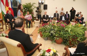 Presentación de Cartas Credenciales de 13 embajadores de países hermanos