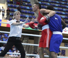 Pre-Panamericano de boxeo olímpico en el polideportivo Alexis Argüello