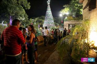 Familias visitan Ciudad Belén