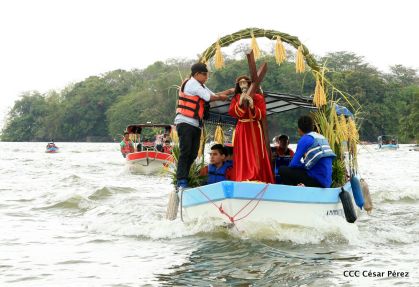  Viacrucis Acuático en las isletas de Granada
