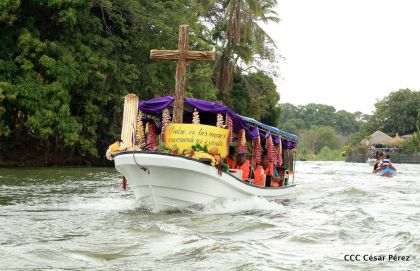  Viacrucis Acuático en las isletas de Granada