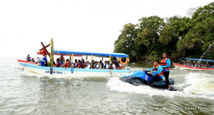  Viacrucis Acuático en las isletas de Granada