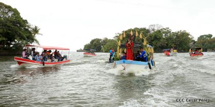  Viacrucis Acuático en las isletas de Granada