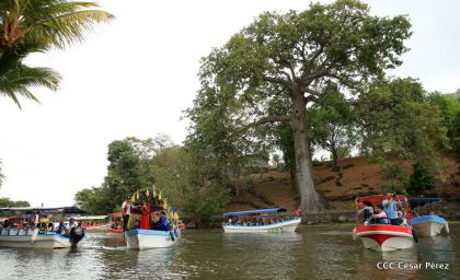  Viacrucis Acuático en las isletas de Granada