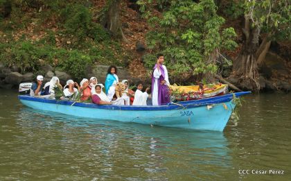  Viacrucis Acuático en las isletas de Granada