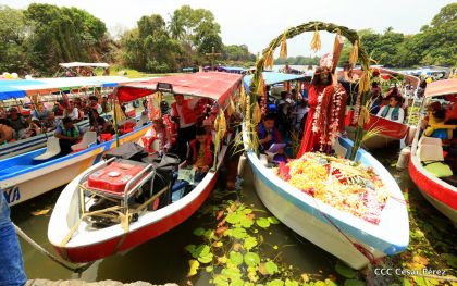  Viacrucis Acuático en las isletas de Granada