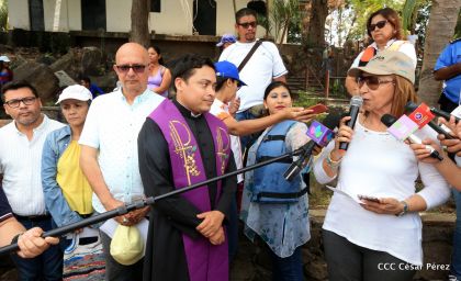  Viacrucis Acuático en las isletas de Granada