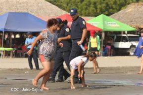 Veraneantes disfrutan de las playas de Pochomil y Masachapa