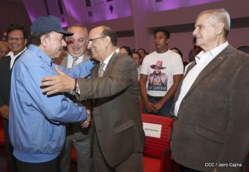 Nicaragüenses conmemoran Aniversario de Tomás Borge y el Día Internacional de los Trabajadores