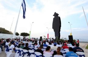 Acto en homenaje del Día de la Dignidad Nacional