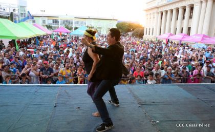 ¡Managua vibró al ritmo de Palo de Mayo!