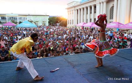 ¡Managua vibró al ritmo de Palo de Mayo!