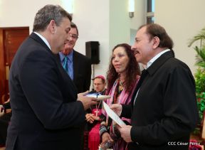  Nuevos embajadores entregaron cartas credenciales al presidente Daniel Ortega