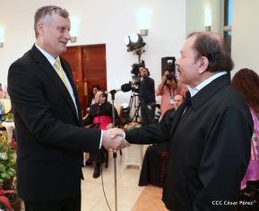  Nuevos embajadores entregaron cartas credenciales al presidente Daniel Ortega