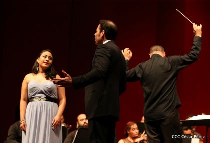 Homenaje a las Madres Nicaragüenses con Música, Canto y Paz