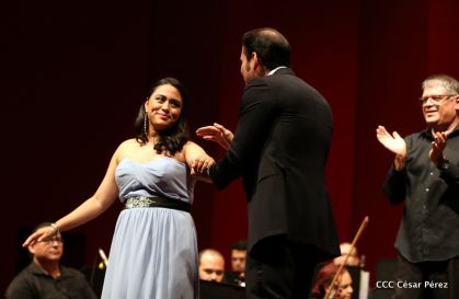 Homenaje a las Madres Nicaragüenses con Música, Canto y Paz