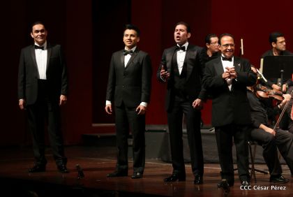 Homenaje a las Madres Nicaragüenses con Música, Canto y Paz