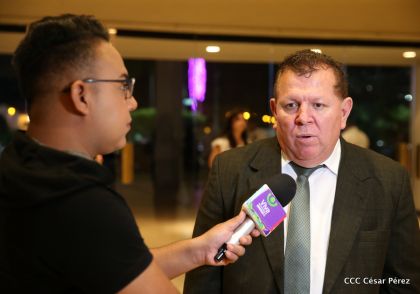 Homenaje a las Madres Nicaragüenses con Música, Canto y Paz