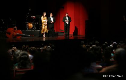 Homenaje a las Madres Nicaragüenses con Música, Canto y Paz