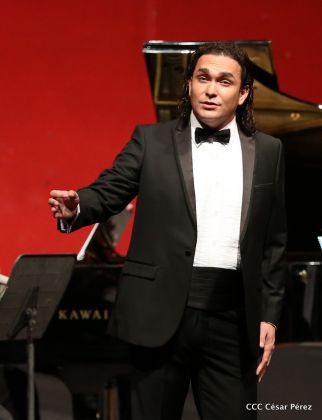 Homenaje a las Madres Nicaragüenses con Música, Canto y Paz