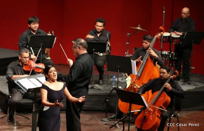 Homenaje a las Madres Nicaragüenses con Música, Canto y Paz
