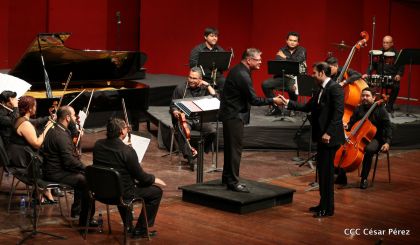 Homenaje a las Madres Nicaragüenses con Música, Canto y Paz
