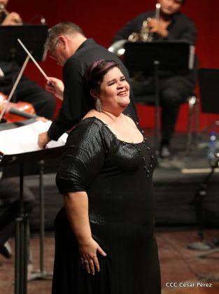 Homenaje a las Madres Nicaragüenses con Música, Canto y Paz