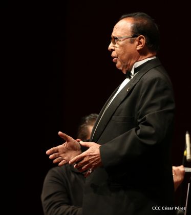 Homenaje a las Madres Nicaragüenses con Música, Canto y Paz