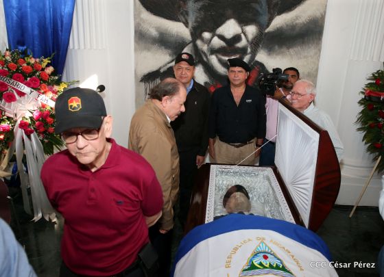 Presidente Daniel condecora póstumamente al compañero Raúl Venerio