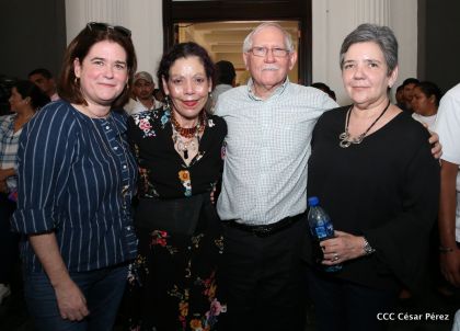 Presidente Daniel condecora póstumamente al compañero Raúl Venerio