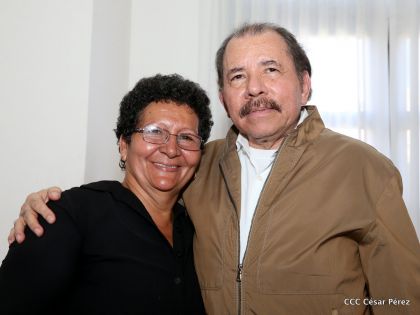 Presidente Daniel condecora póstumamente al compañero Raúl Venerio