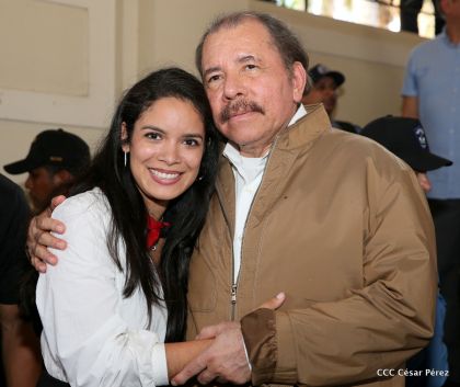 Presidente Daniel condecora póstumamente al compañero Raúl Venerio