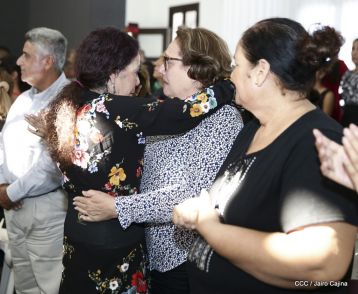 Presidente Daniel condecora póstumamente al compañero Raúl Venerio