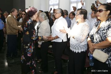 Presidente Daniel condecora póstumamente al compañero Raúl Venerio