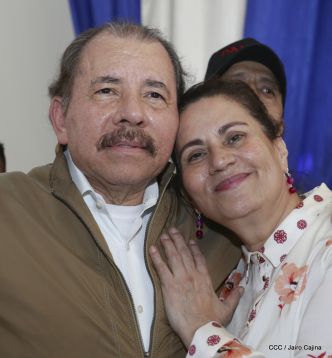 Presidente Daniel condecora póstumamente al compañero Raúl Venerio